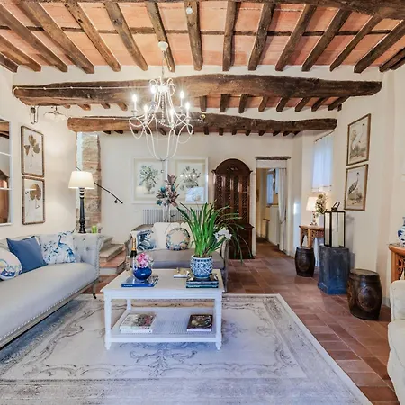 Near Lucca With Tuscan Charm