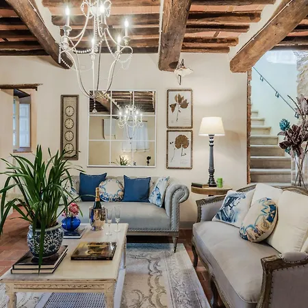 Near Lucca With Tuscan Charm