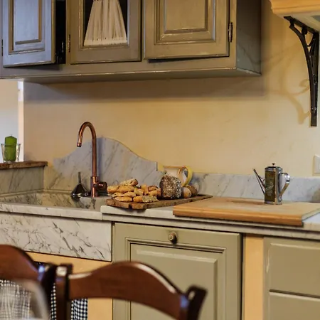 Near Lucca With Tuscan Charm Pieve di Compito