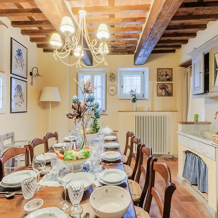 Near Lucca With Tuscan Charm