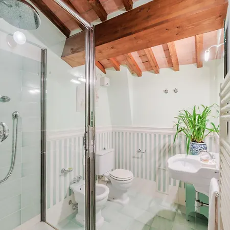 Near Lucca With Tuscan Charm *