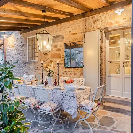 Near Lucca With Tuscan Charm *