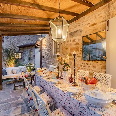 Near Lucca With Tuscan Charm